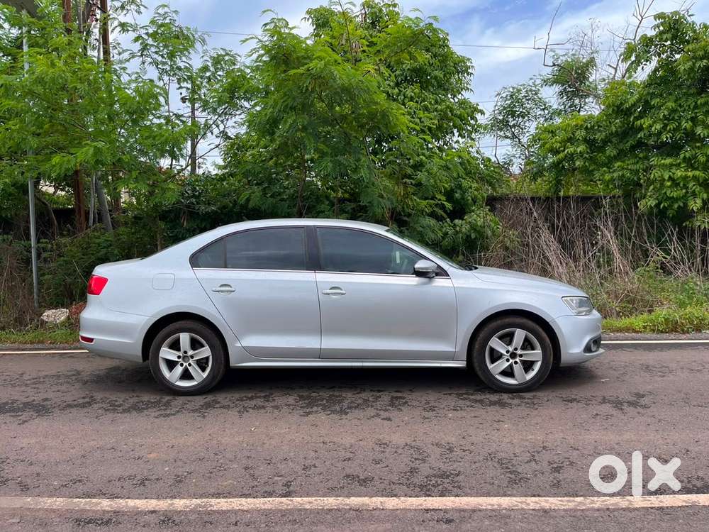 Volkswagen Jetta 2012 Petrol Well Maintained