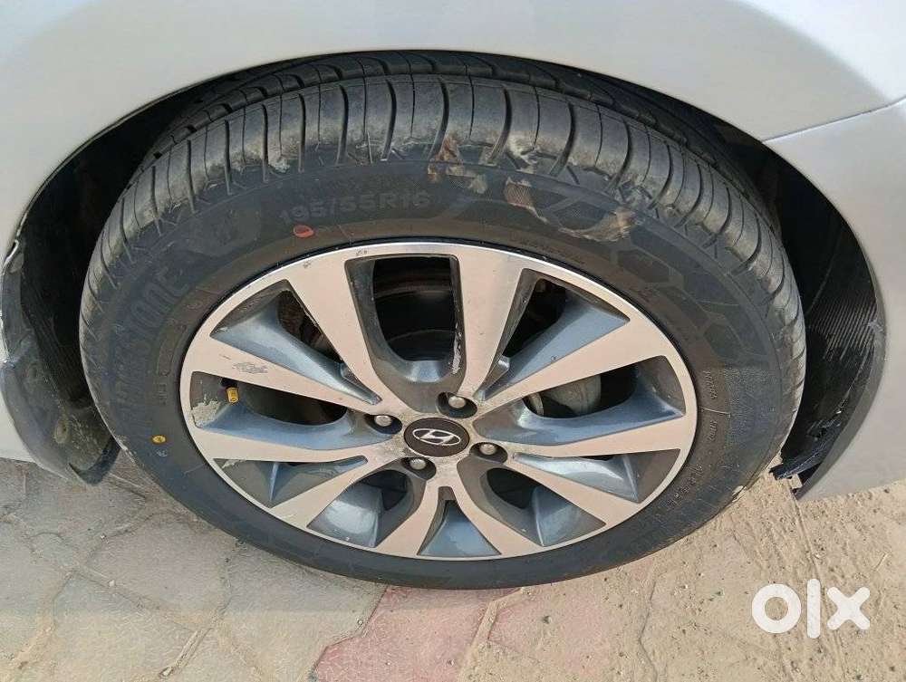 Hyundai Fluidic Verna 1.6 Vtvt Sx, 2016, Cng & Hybrids