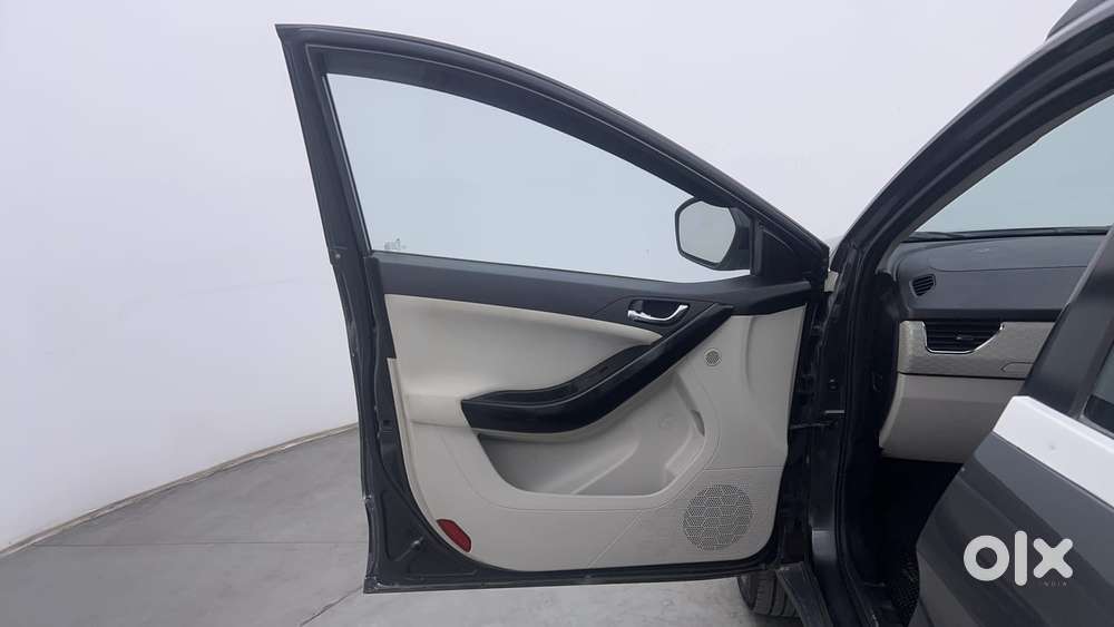 Tata Nexon 1.2 Revotron Xza Plus, 2022, Petrol