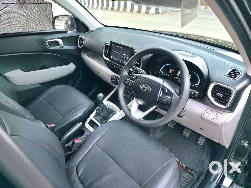 Hyundai Venue 1.2 S (o), 2025, Petrol