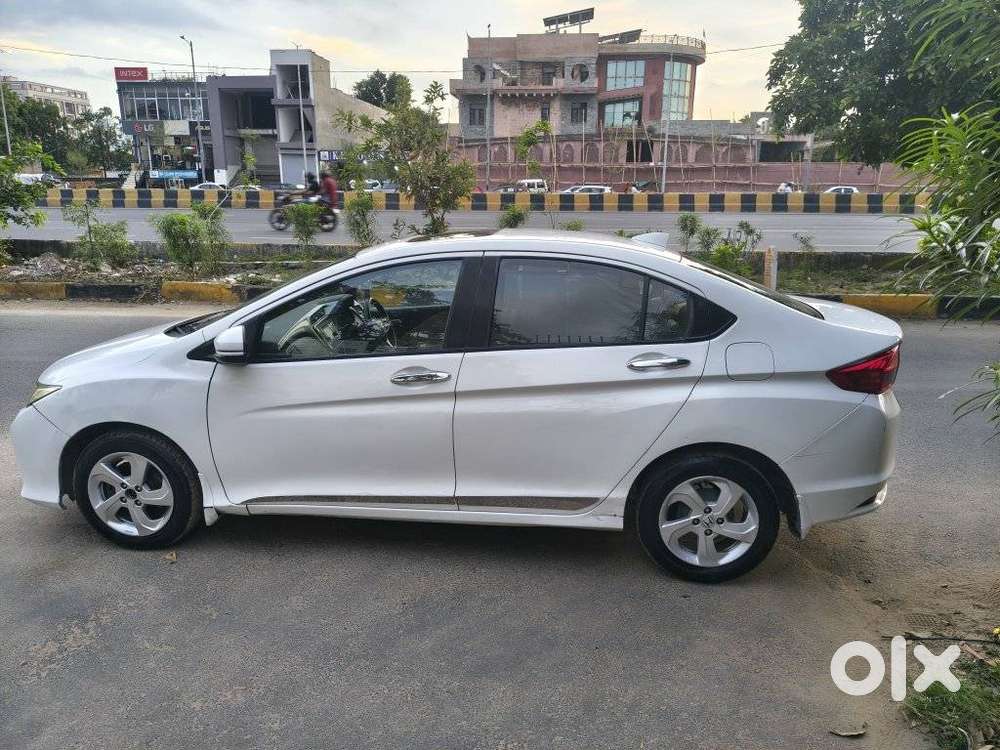 Honda City 1.5 V At Sunroof, 2014, Cng & Hybrids