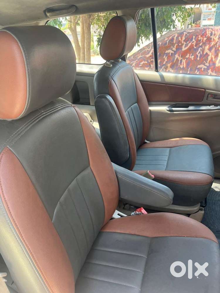 Toyota Innova 2011 Diesel Well Maintained