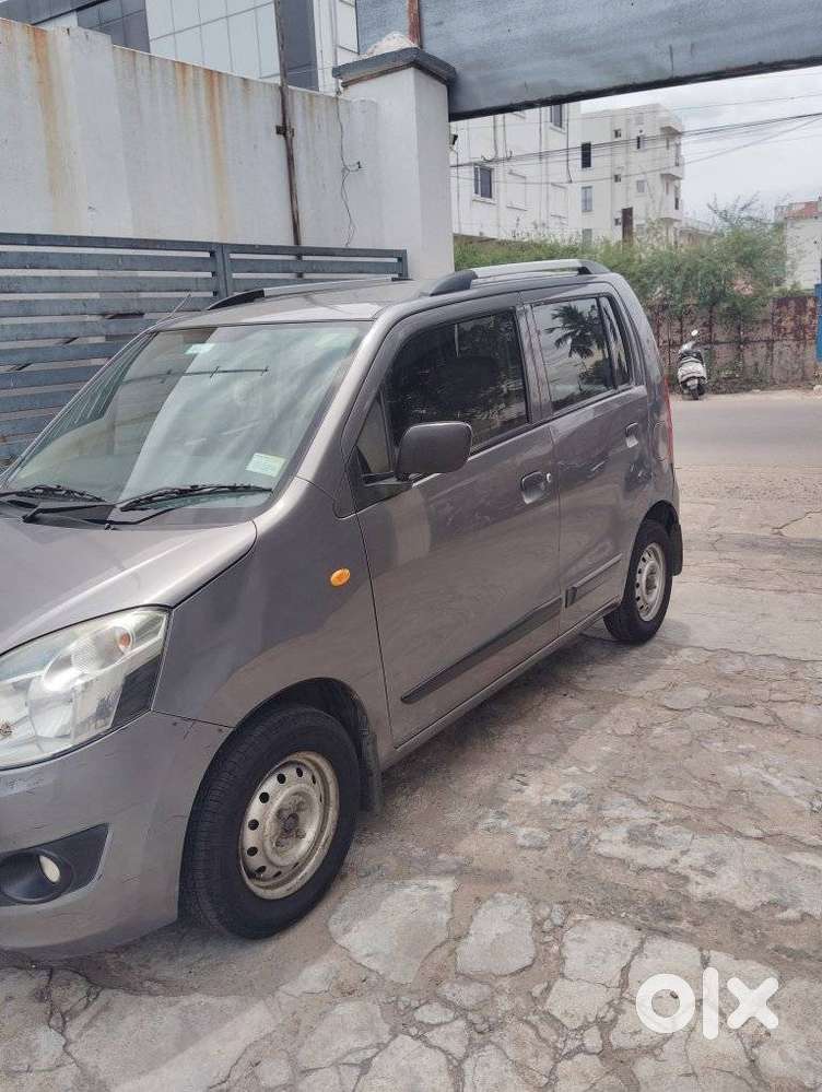 Maruti Suzuki Wagon R Lxi Bs Iv, 2013, Petrol