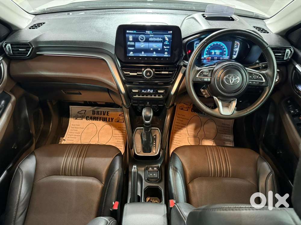 Toyota Urban Cruiser Hyryder 1.5 V Hybrid, 2024, Petrol