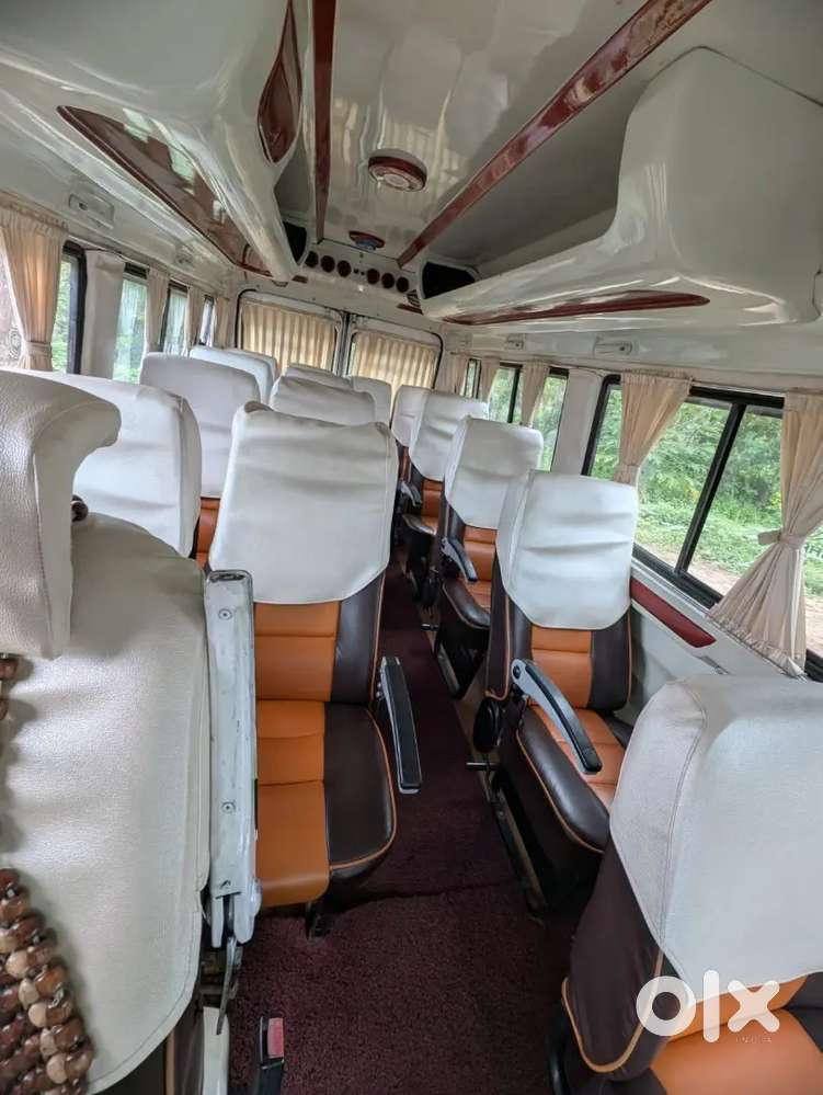 Force Motors Tempo Traveller 2011 Diesel