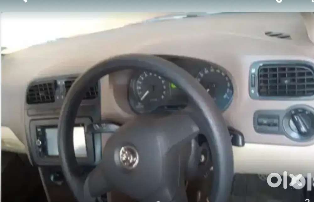 Skoda Rapid Tsi 2014