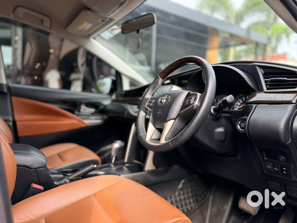 Toyota Innova Crysta Zx 2.4 Diesel 7 Seater, 2022, Diesel