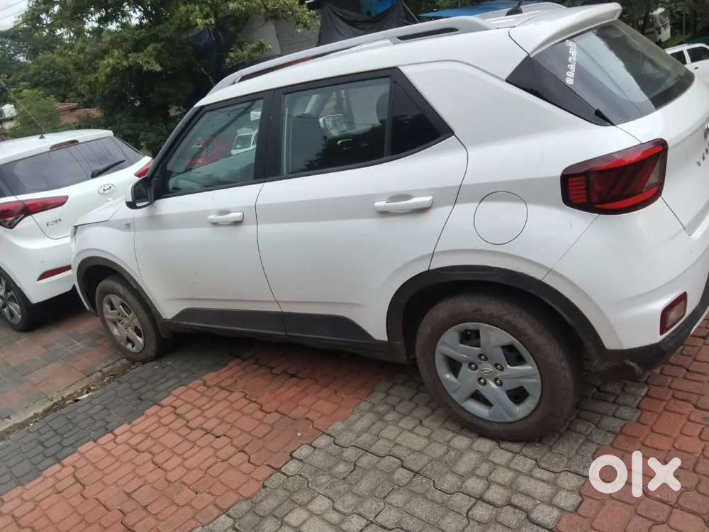 Hyundai Venue 2020 Petrol Good Condition