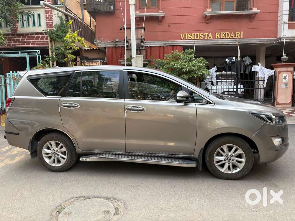 Toyota Innova Crysta 2.8 Gx At, 2016, Diesel