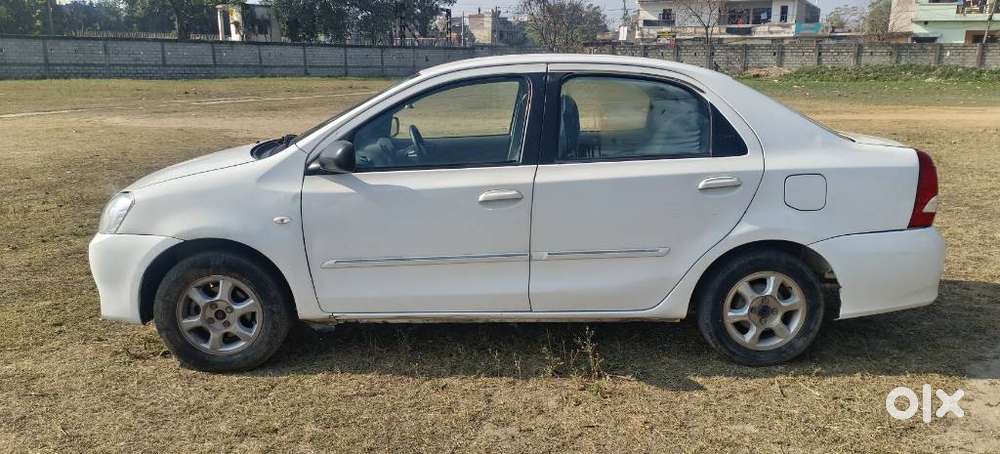 Toyota Etios G Exclusive, 2011, Petrol