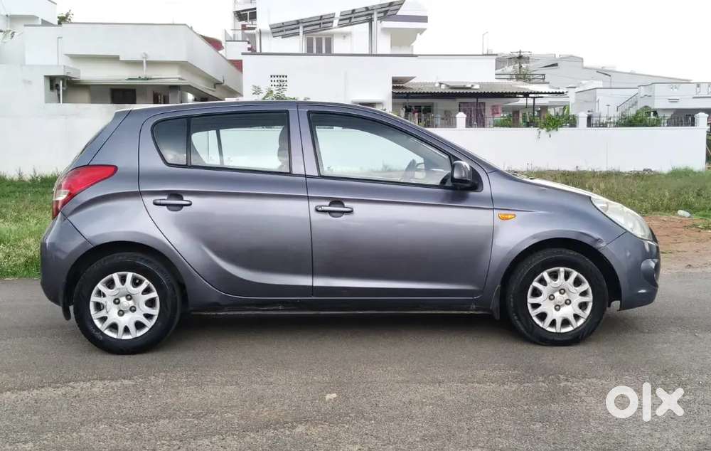 Hyundai I20 Magna Petrol 2011