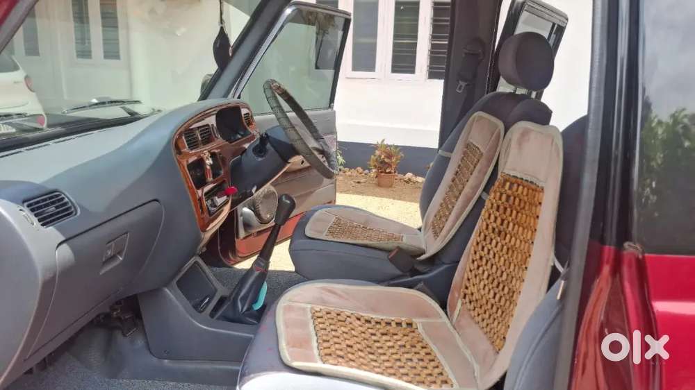 Toyota Qualis 2004 Diesel Well Maintained, Good Condition