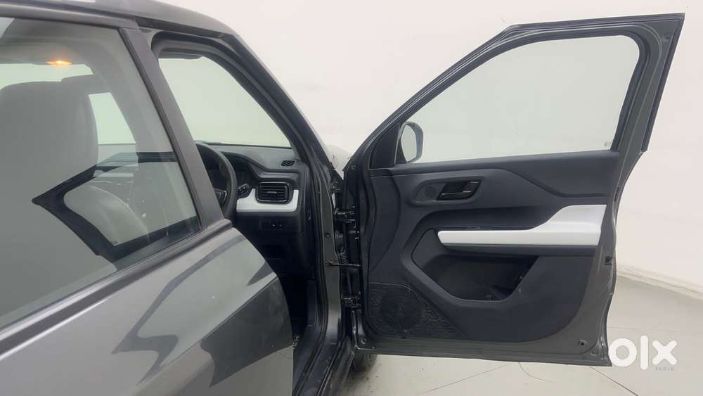 Tata Punch Pure, 2025, Petrol