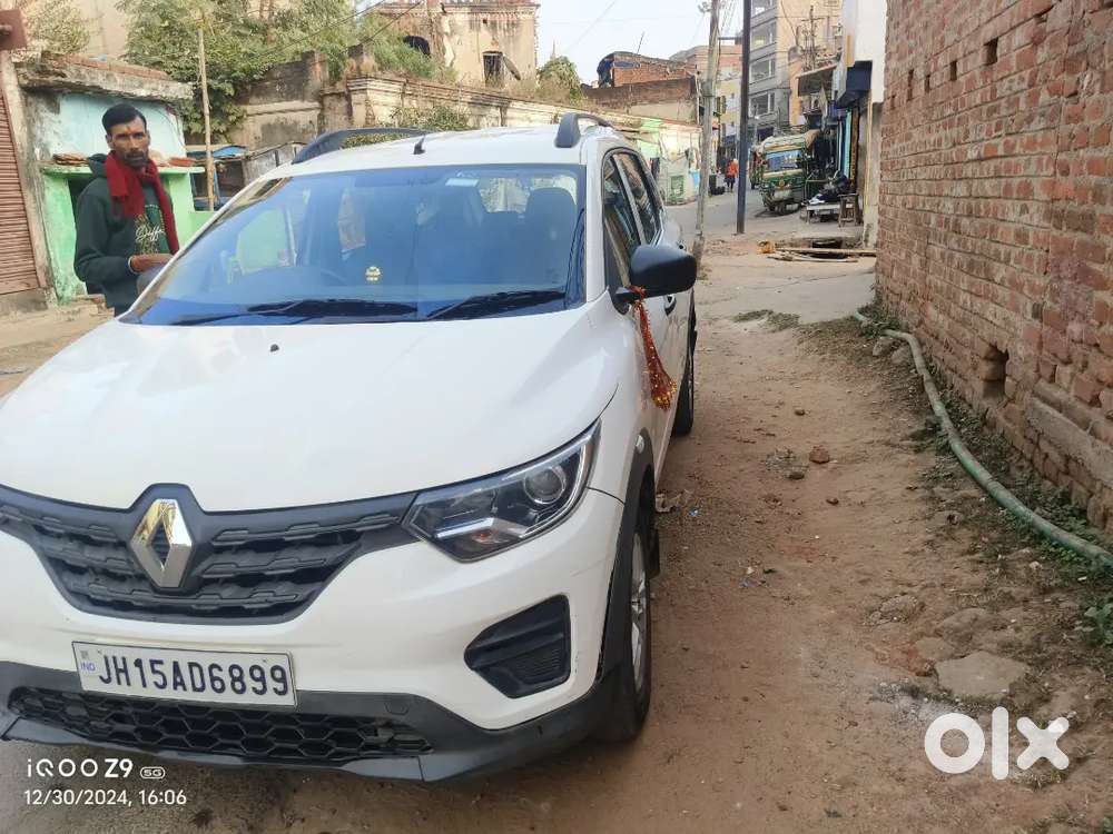 Renault Triber 2022 Petrol Well Maintained