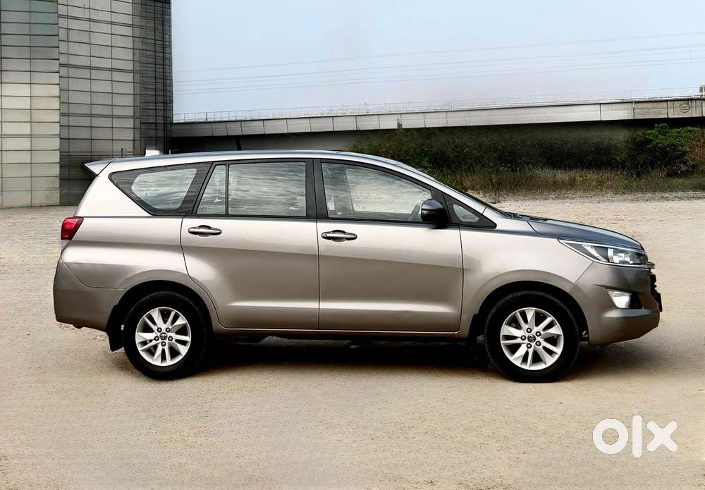 Toyota Innova Crysta 2.4 G Mt, 2019, Diesel