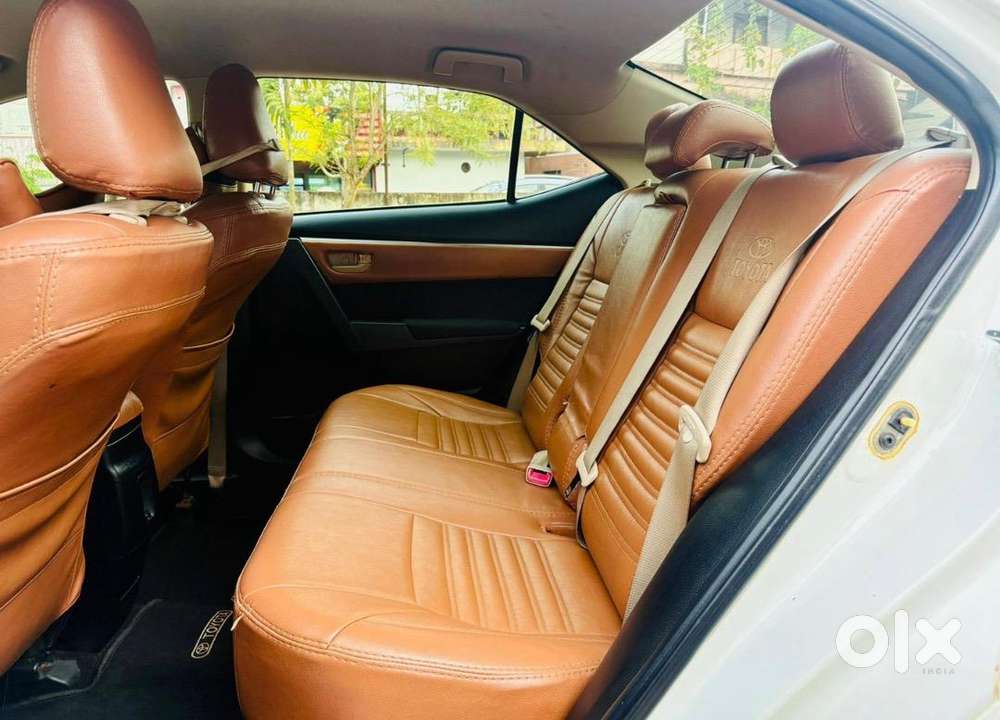 Toyota Corolla Altis 2016