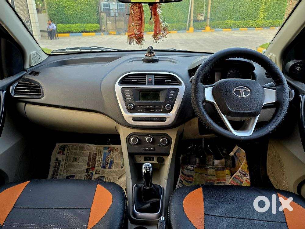 Tata Tiago 1.2 Revotron Xt (o), 2017, Petrol