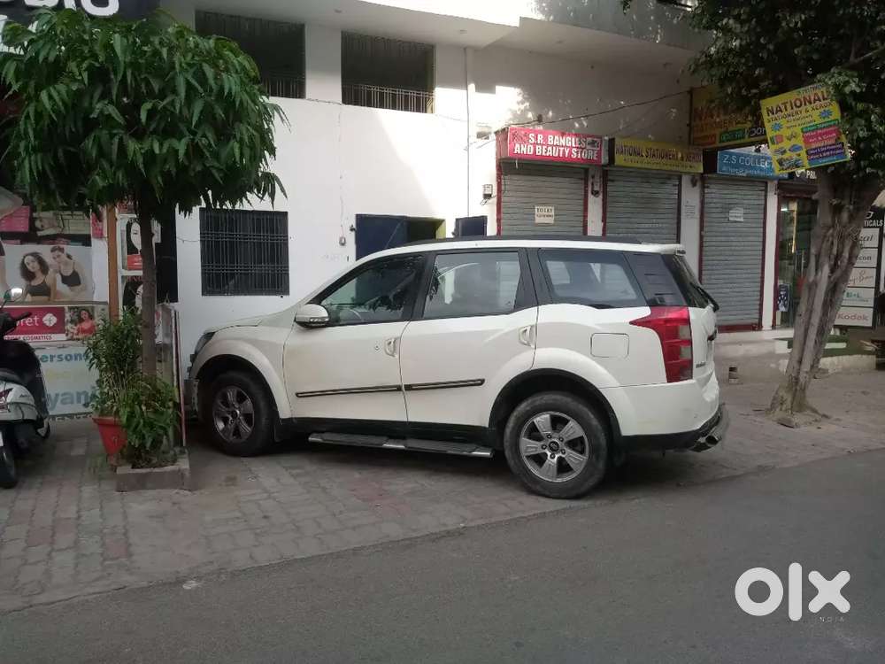 Mahindra Xuv500 2013 Diesel 164110 Km Driven