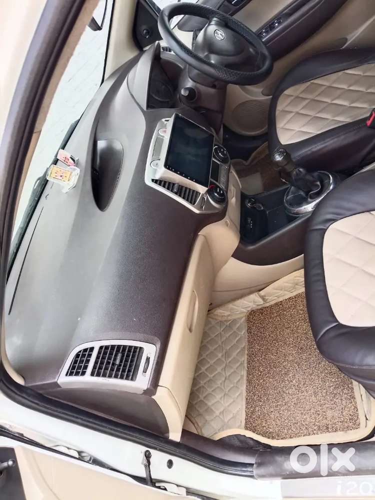 Hyundai I20 Magna 2011 Registed 2013 Valid Upto 08/2028