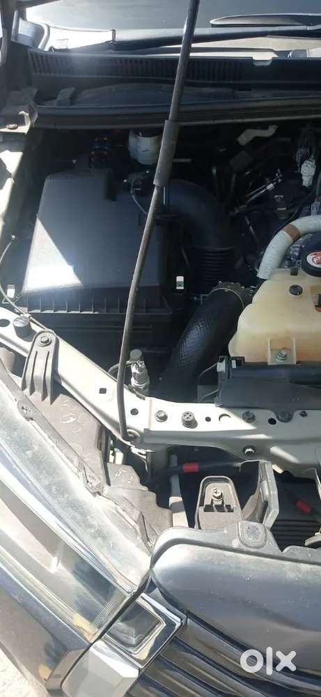 Toyota Innova Crysta 2022 Diesel 34500 Km Driven