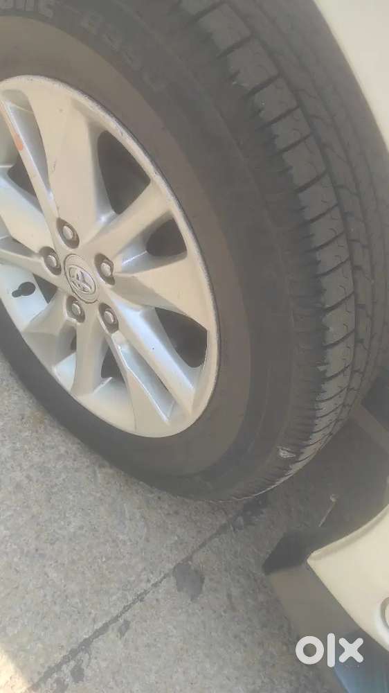 Toyota Innova Crysta 2.4 2019