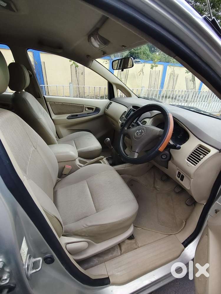 Toyota Innova 2.5 G (diesel) 8 Seater Bs Iv, 2007, Diesel