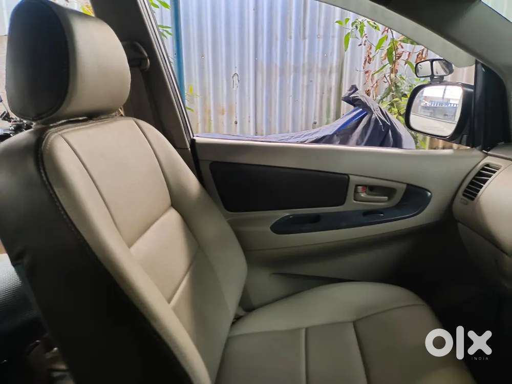 Toyota Innova Diesel 2011