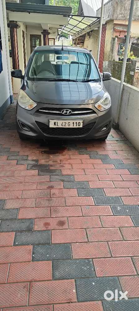 Hyundai Grand I10 Magna Petrol 2012 Car