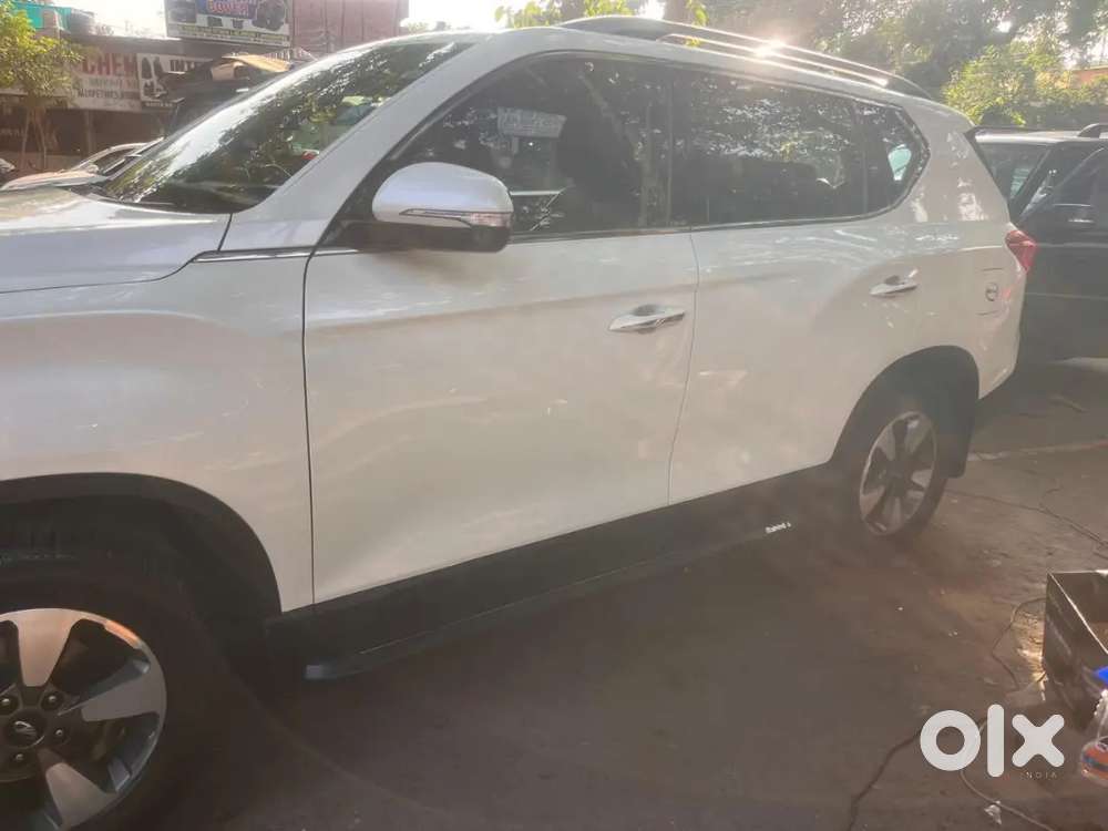 Mahindra Alturas G4 2022