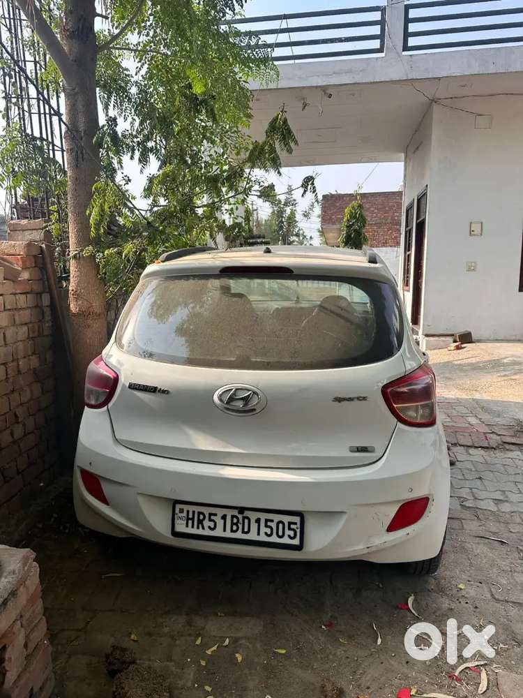 Hyundai Grand I10 2015 Petrol 90000 Km Driven
