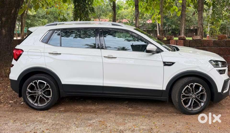 Skoda Kushaq Style 1.0 Tsi At | Top End | Only 31,396 Km | Oct 2023