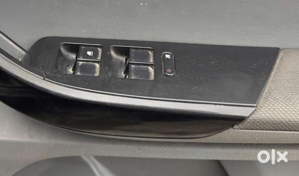 Tata Tigor 1.2 Revotron Xt, 2017, Petrol