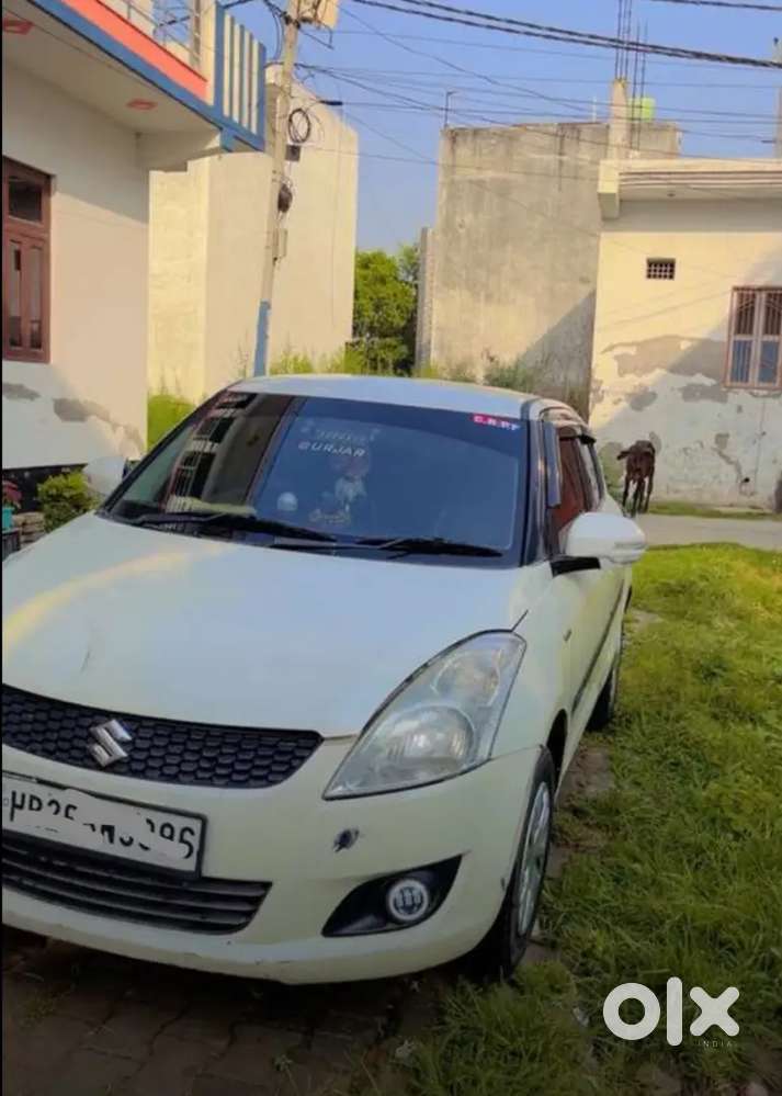 Maruti Suzuki Swift Petrol + Cng Company Fitted2nd 2011