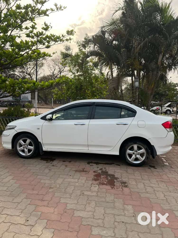 Honda City Top Model, Doctor Driven Single Hand Used. 15+kmpl Average