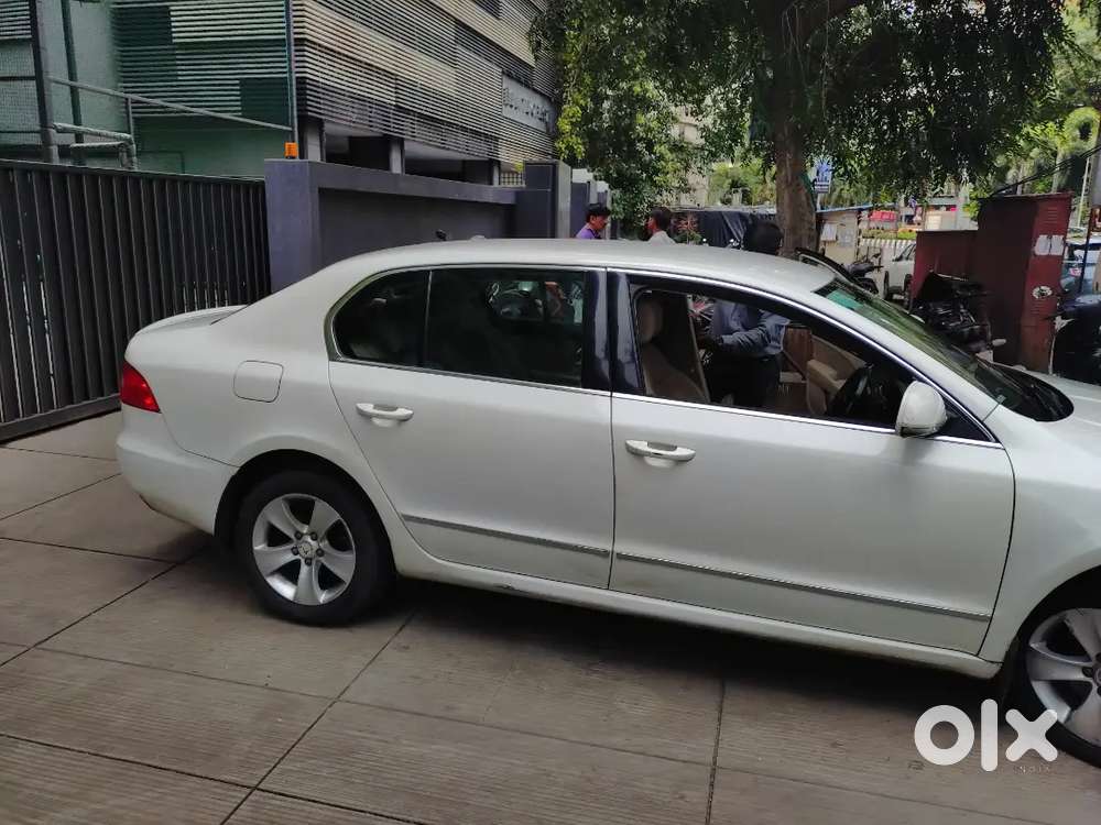 Skoda Superb 2012 Diesel 68000 Km Driven