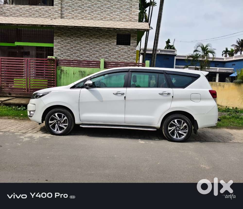 Toyota Innova Crysta 2.4 V 8 Str, 2024, Diesel