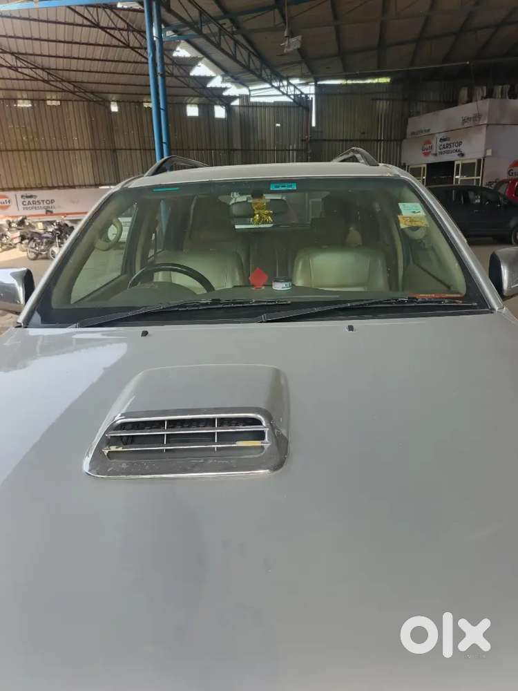 Toyota Fortuner 3.0 2011