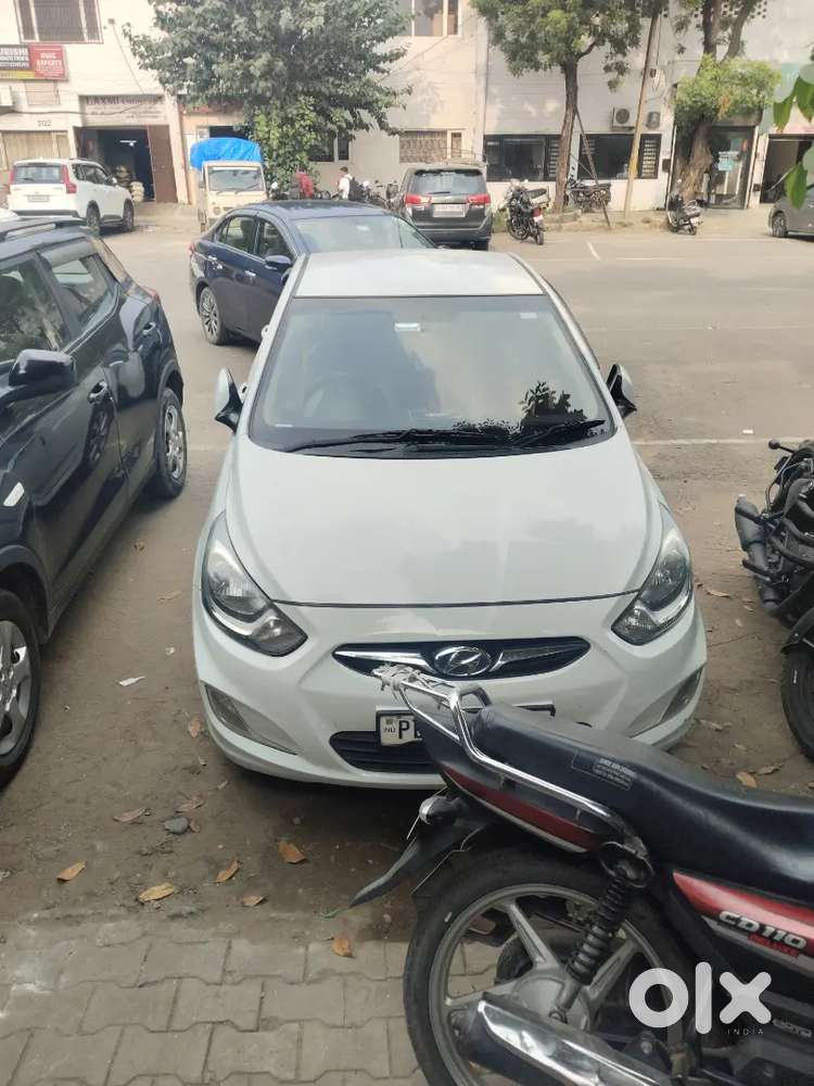 Hyundai Verna Diesel Manual 2012 Year