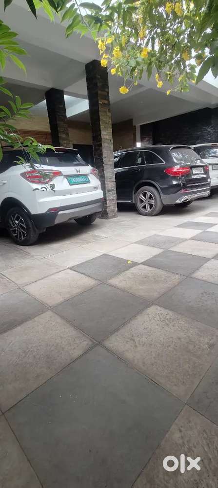 Mahindra Xuv400 Electric 2023