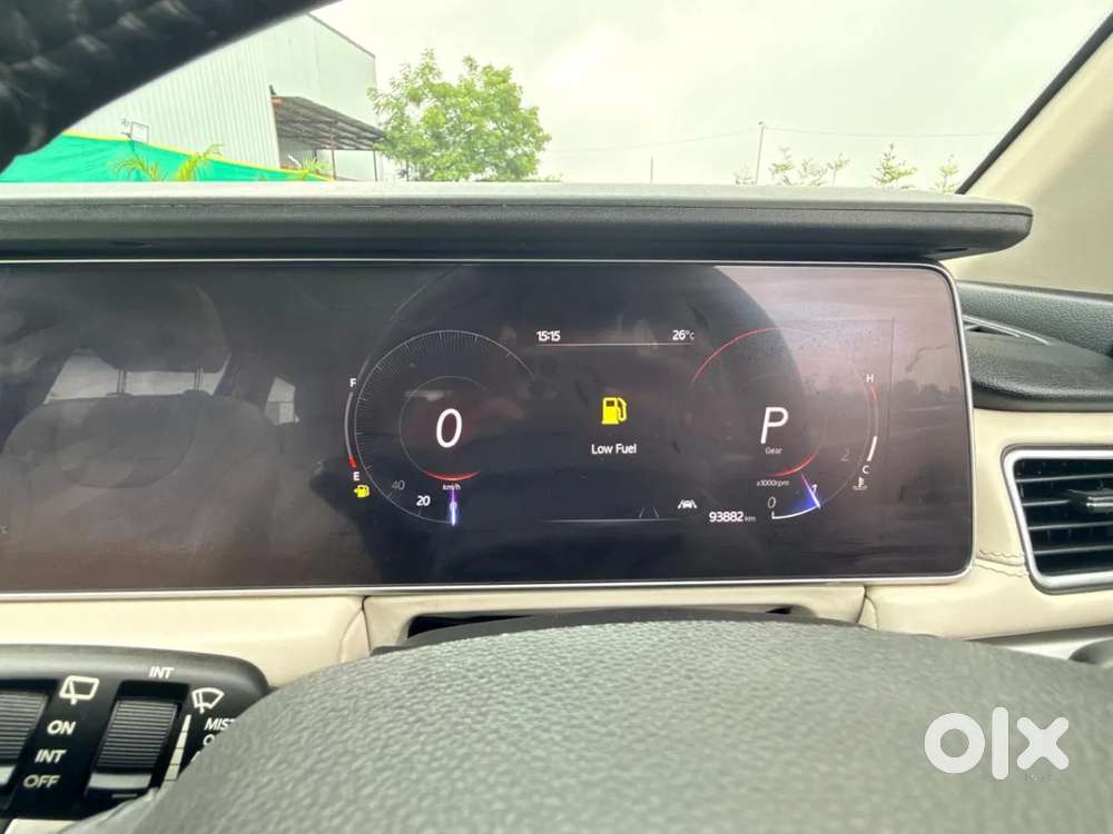 Mahindra Xuv700 2.2 Ax 7 Diesel Mt Luxury Pack Str, 2023, Diesel