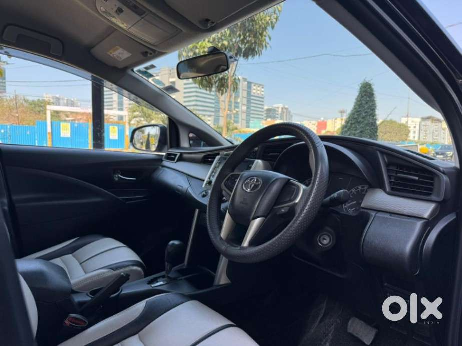 Toyota Innova Crysta