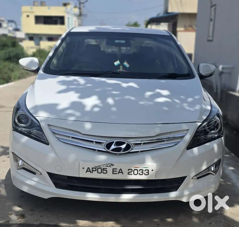 Hyundai Verna Fluidic 4s - 1.6 Sx  ( 2016 Mfd , 2017 Rgstd