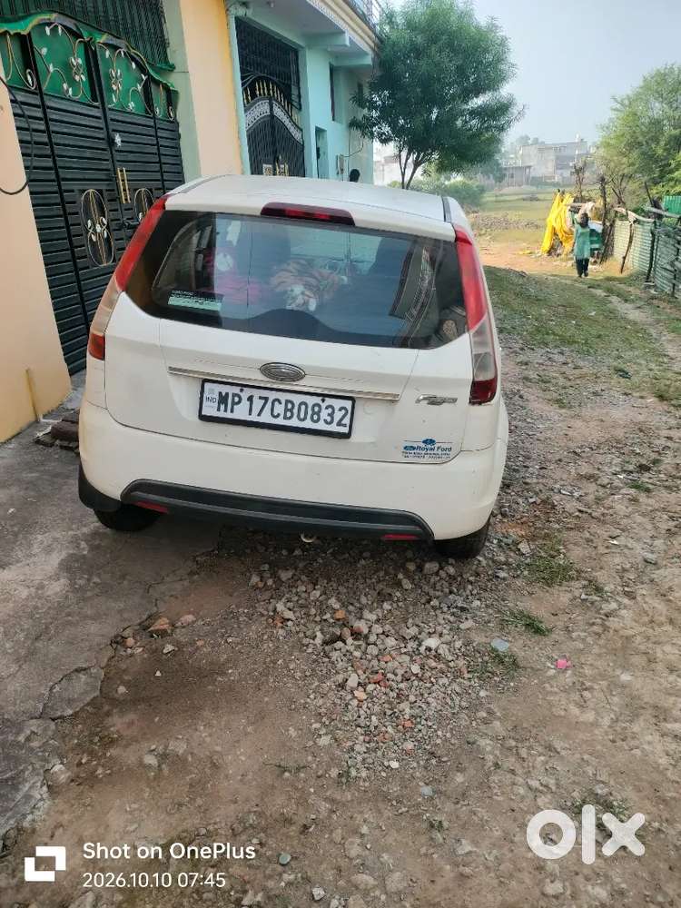 Ford Figo Zxi 2014