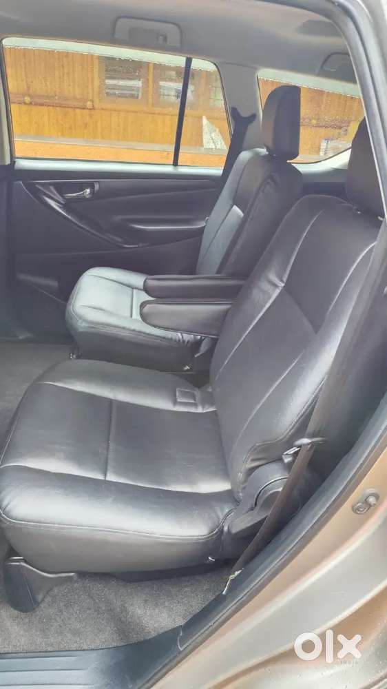 Toyota Innova Crysta 2016