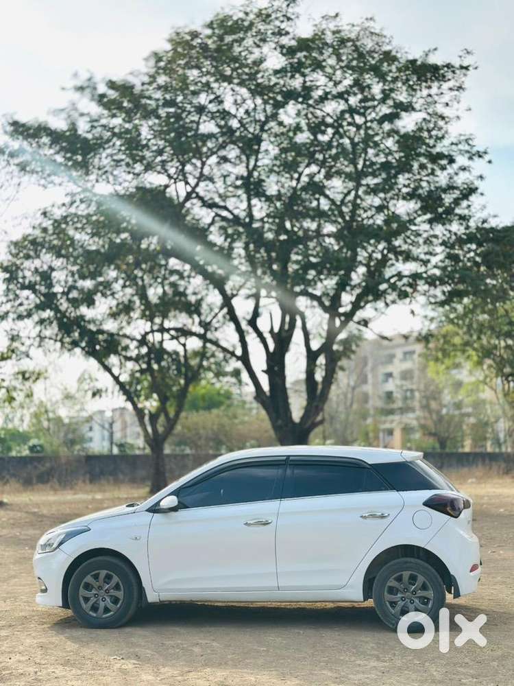 Hyundai Elite I20 2014 Diesel 120000 Km Driven