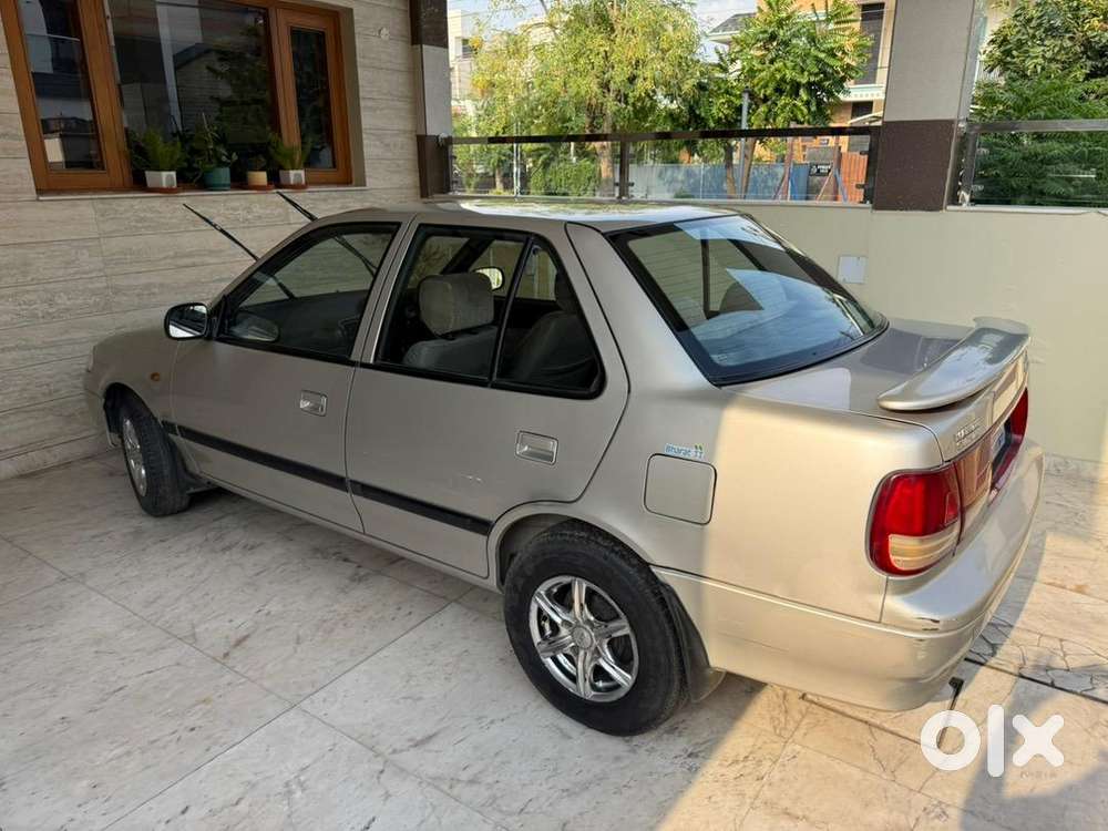 Maruti Suzuki Esteem 2002 Petrol Well Maintained, Officer Driven Car