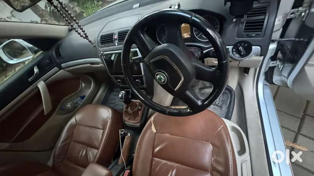 Skoda Laura 2011 Diesel 128000 Km Driven