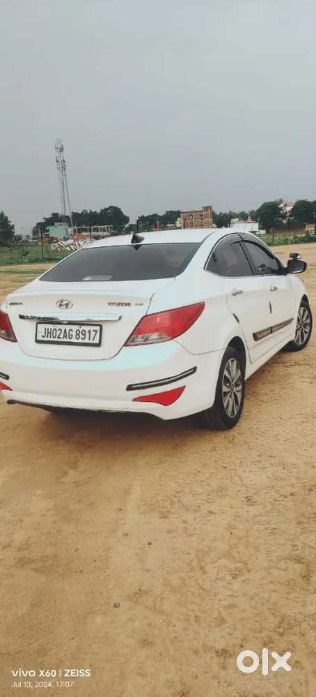 Hyundai Verna 2015 Diesel Manual 43000 Km
