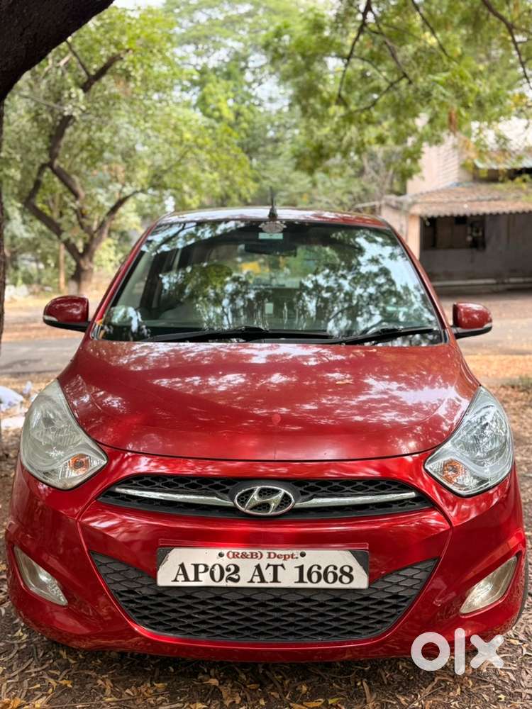 Hyundai I10 Sportz 2013 Petrol Automatic