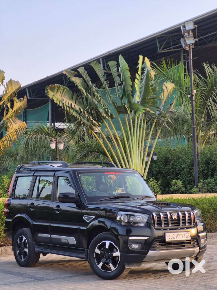 Mahindra Scorpio Classic 2.2 S 11 Mt 7 Str, 2024, Diesel